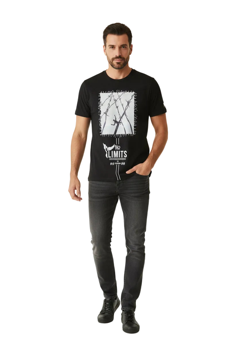 Men's Club Graphic T-Shirt